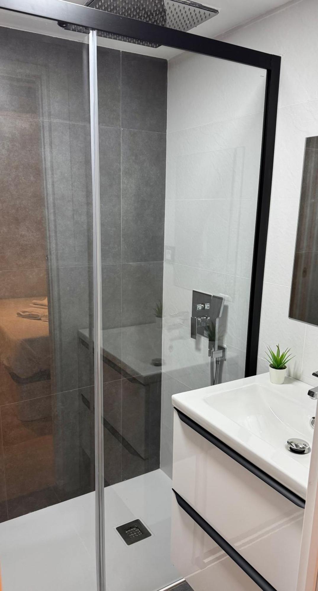 El Oasis De La Estafeta Apartman Pamplona Kültér fotó