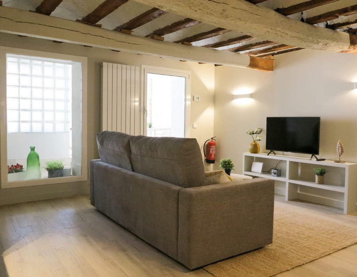 El Oasis De La Estafeta Apartman Pamplona Kültér fotó