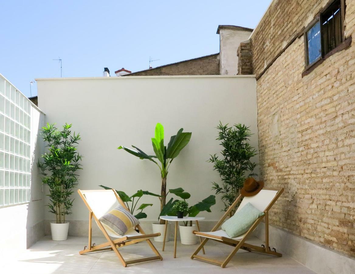 El Oasis De La Estafeta Apartman Pamplona Kültér fotó